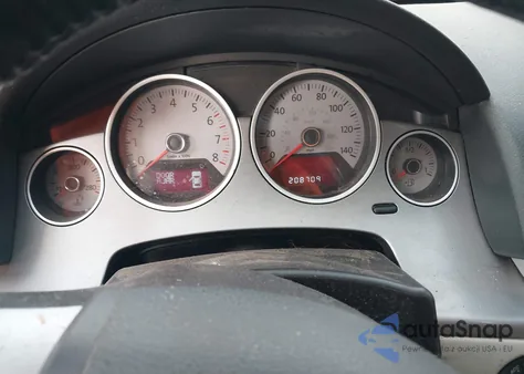 2012 Volkswagen Routan Se z USA, uszkodzony, nr VIN 2C4RVABG7CR294306